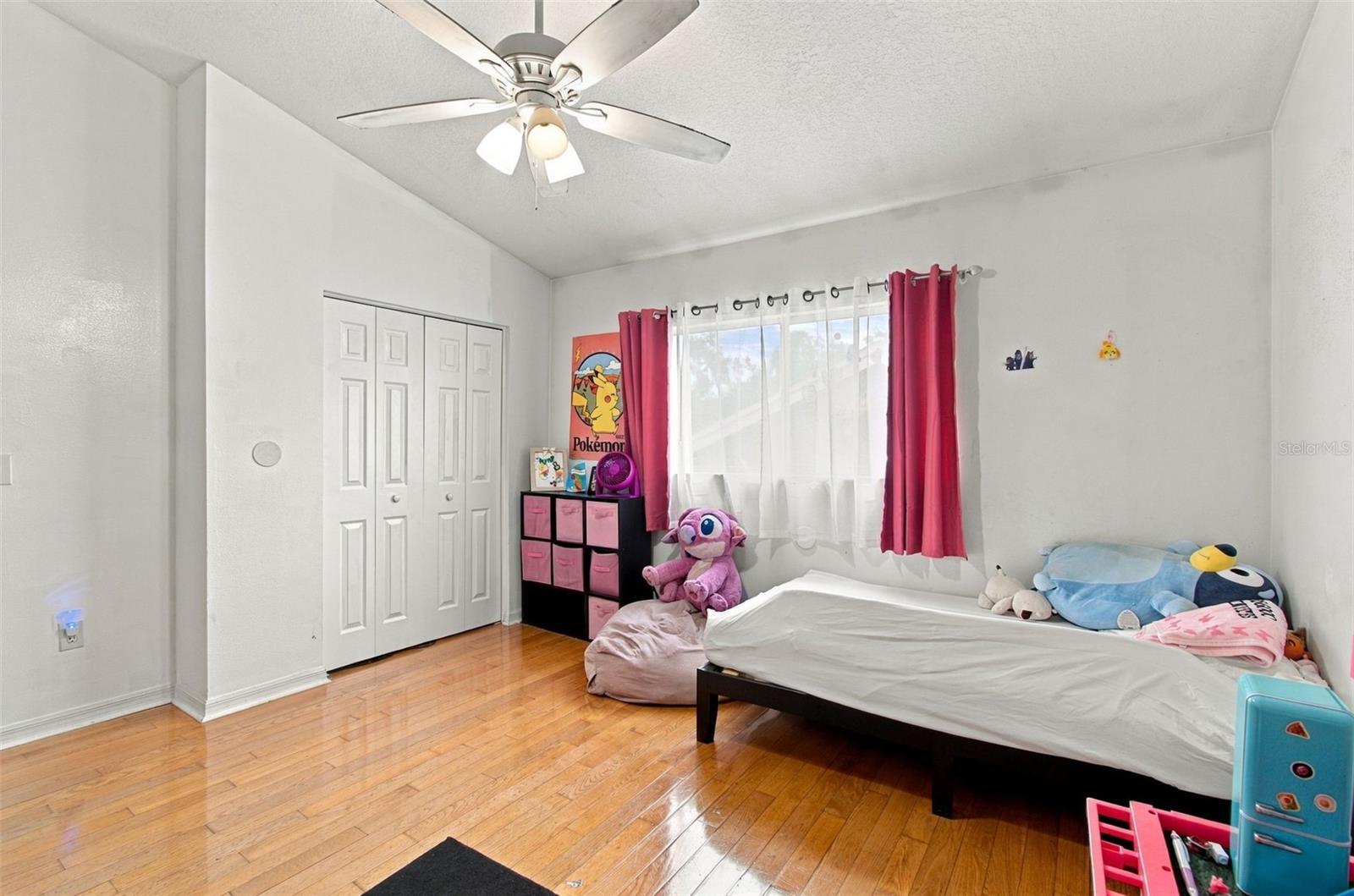 8102 STONEFIELD