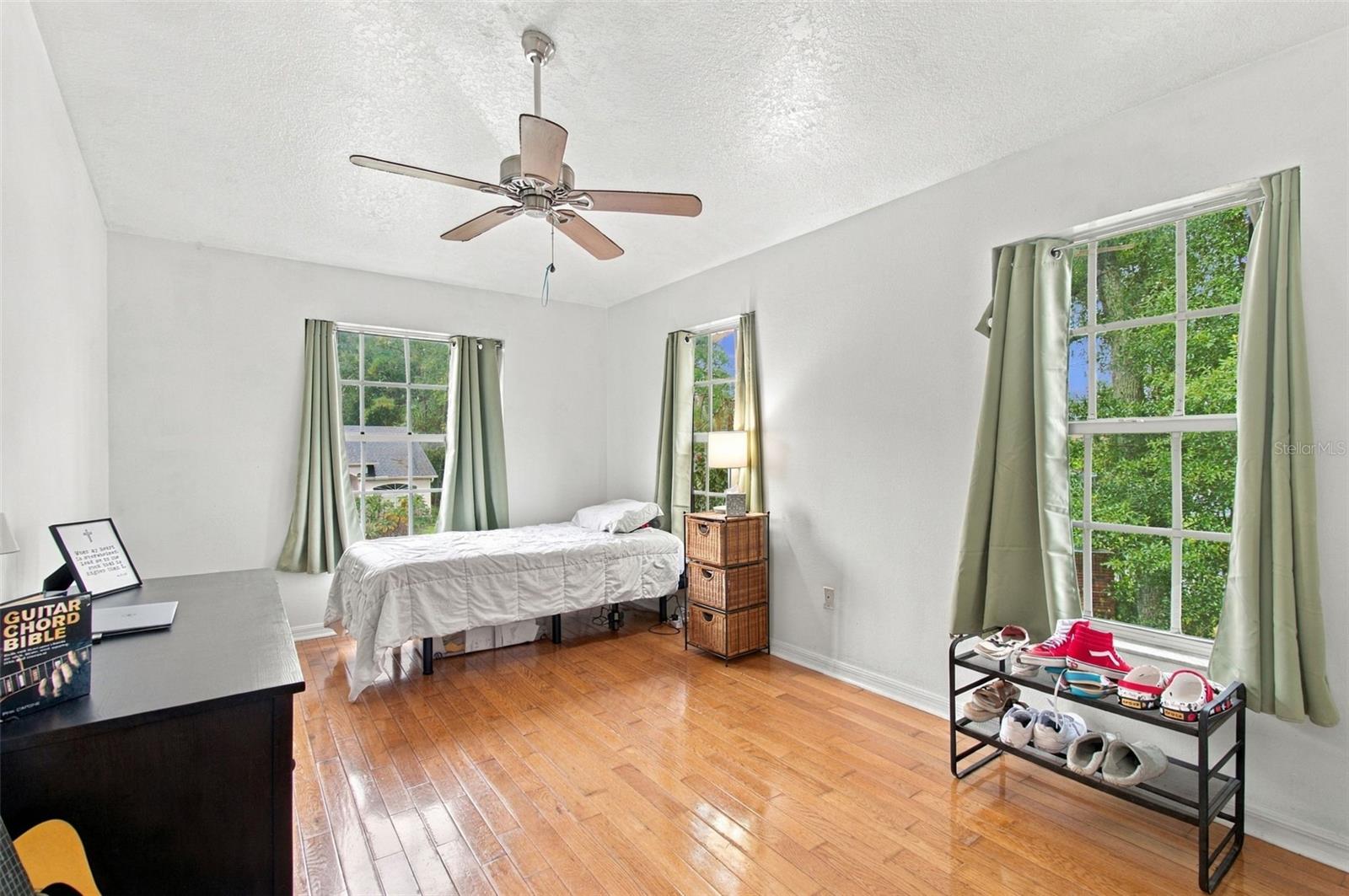 8102 STONEFIELD
