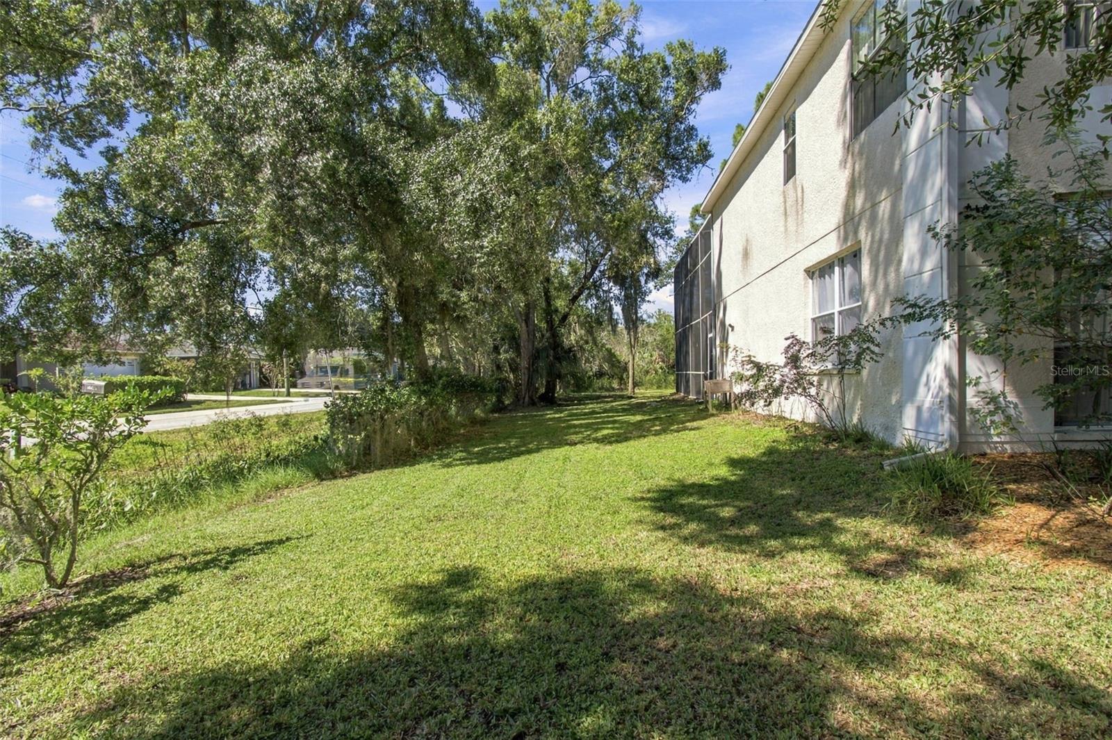 8102 STONEFIELD