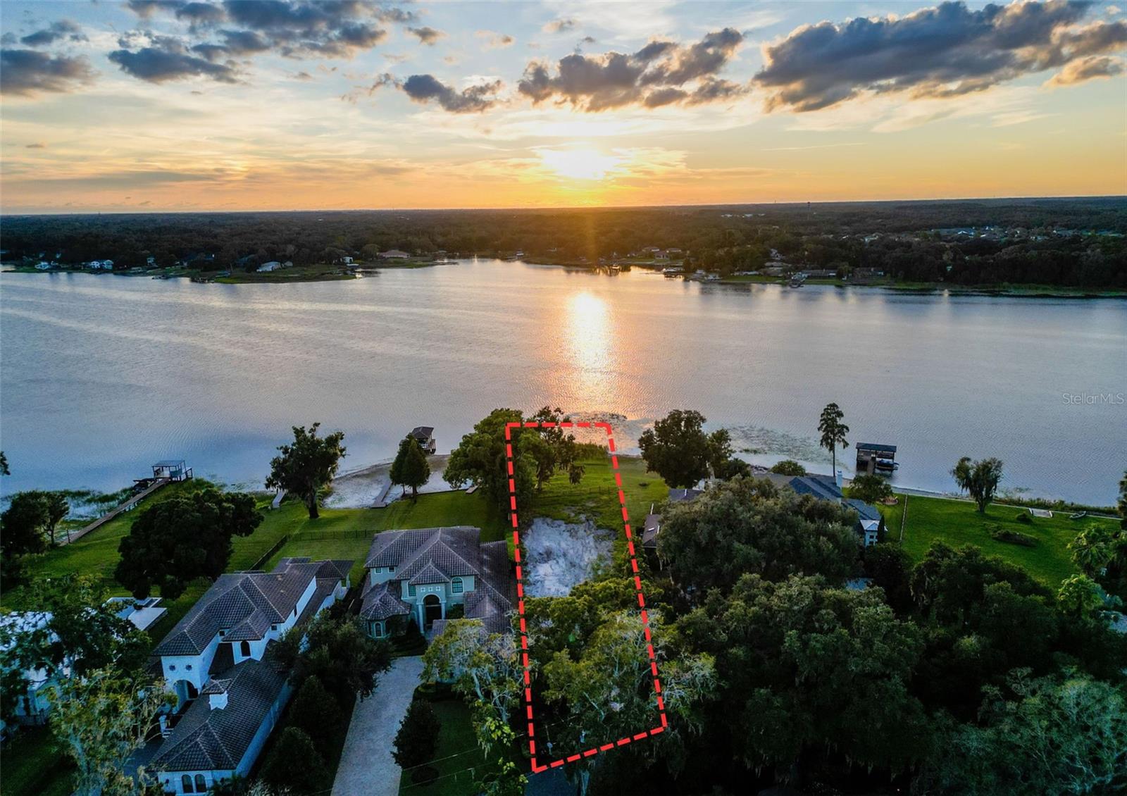 14808 LAKE MAGDALENE CIR