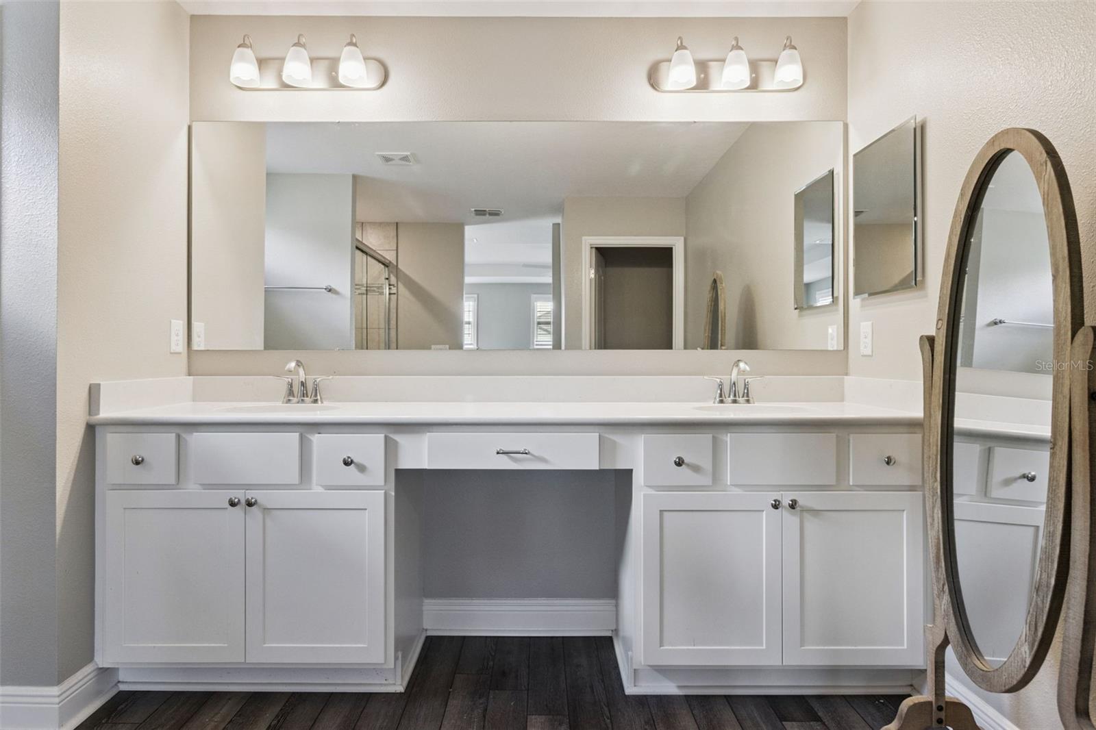 7840 ABBY BROOKS CIR