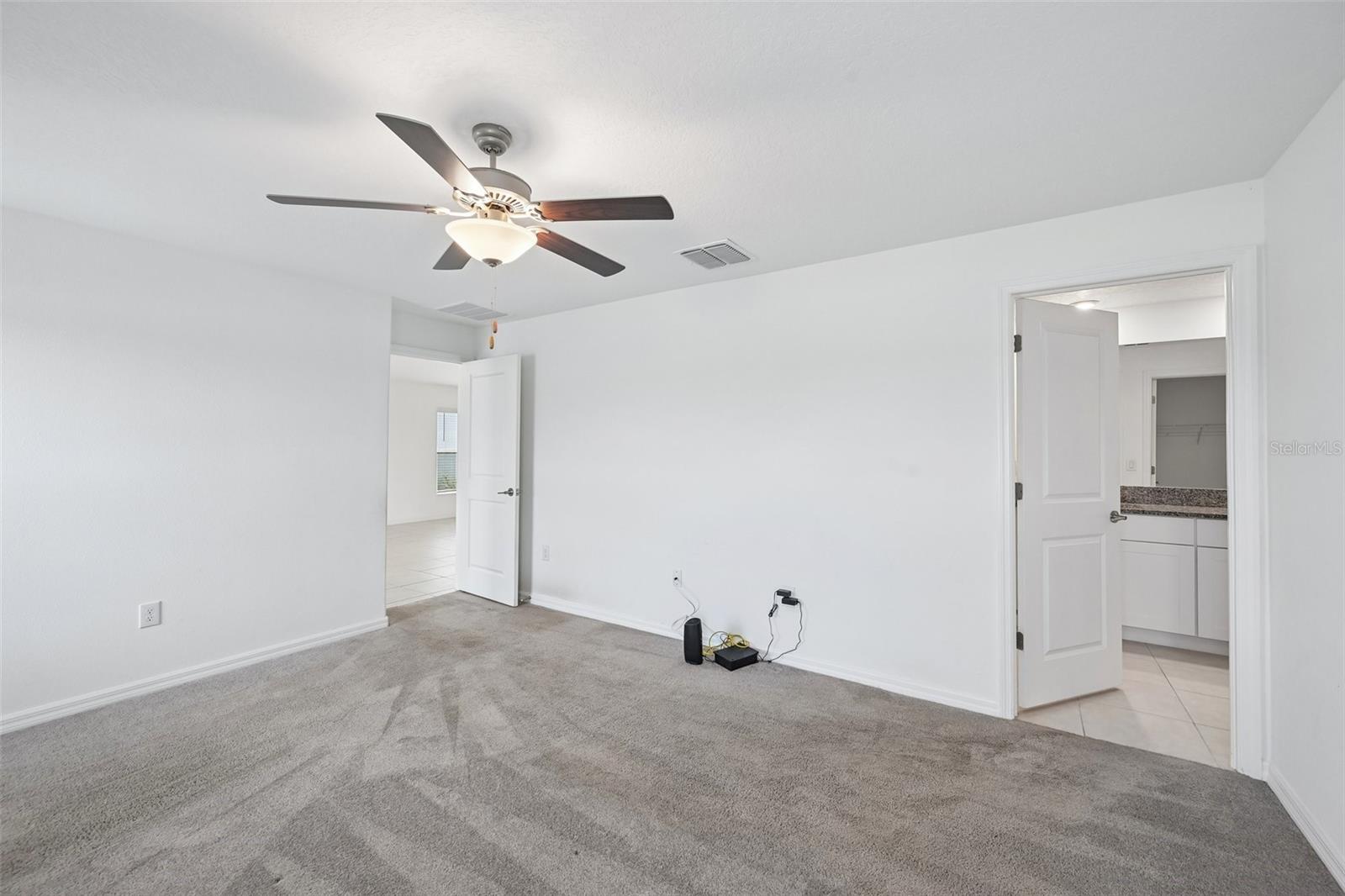 5517 BLUE AZURE DR