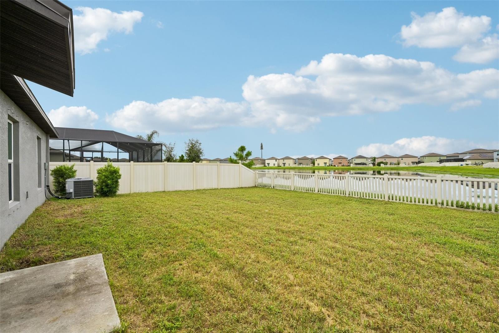 5517 BLUE AZURE DR