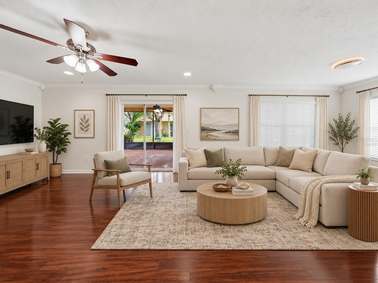 11441 CRESTLAKE VILLAGE