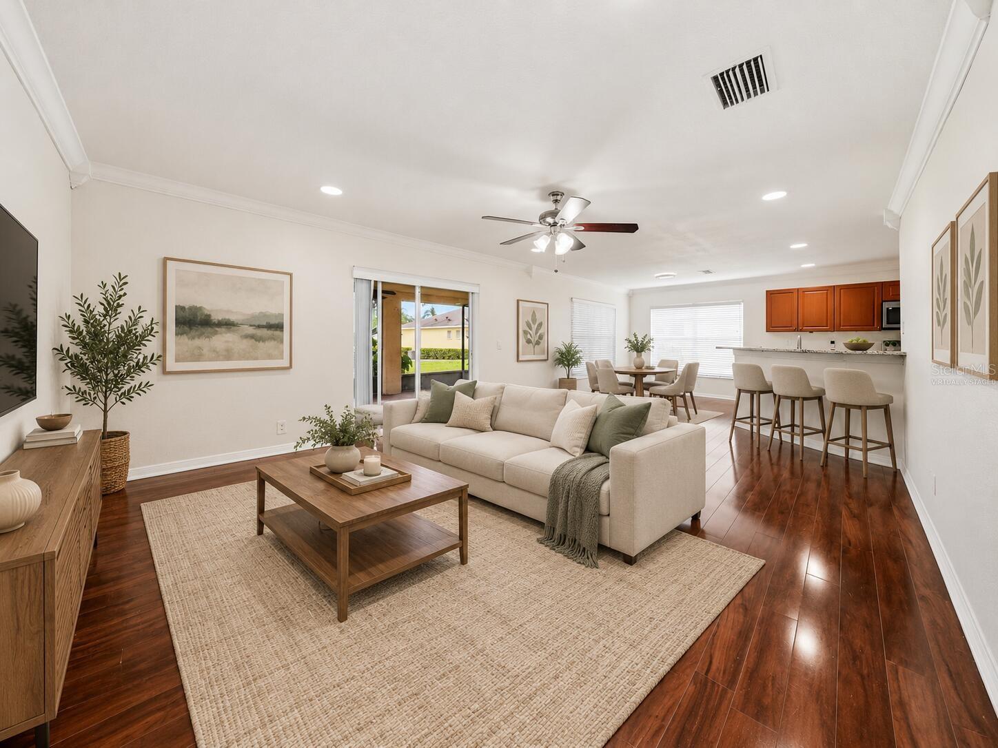11441 CRESTLAKE VILLAGE