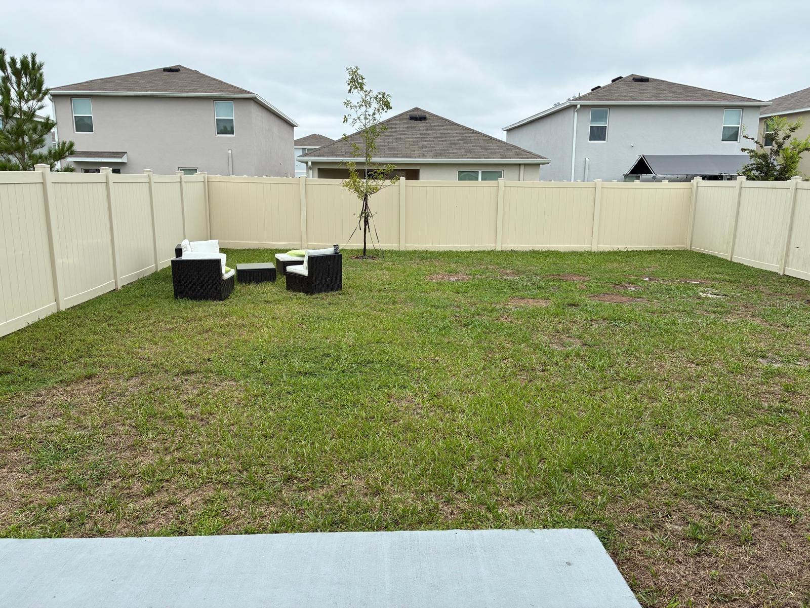 2598 HARDIN WAY
