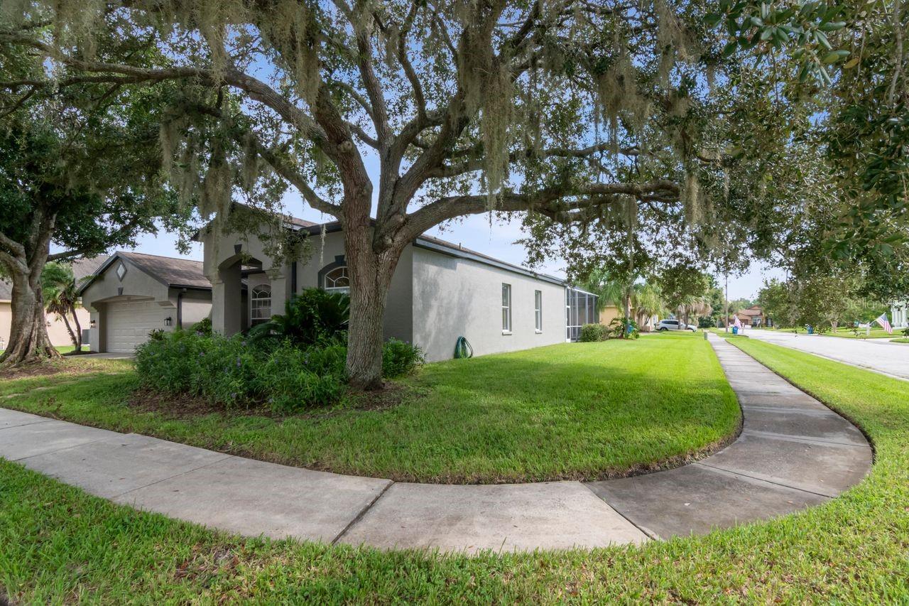 1630 LITTLEBROOK LN