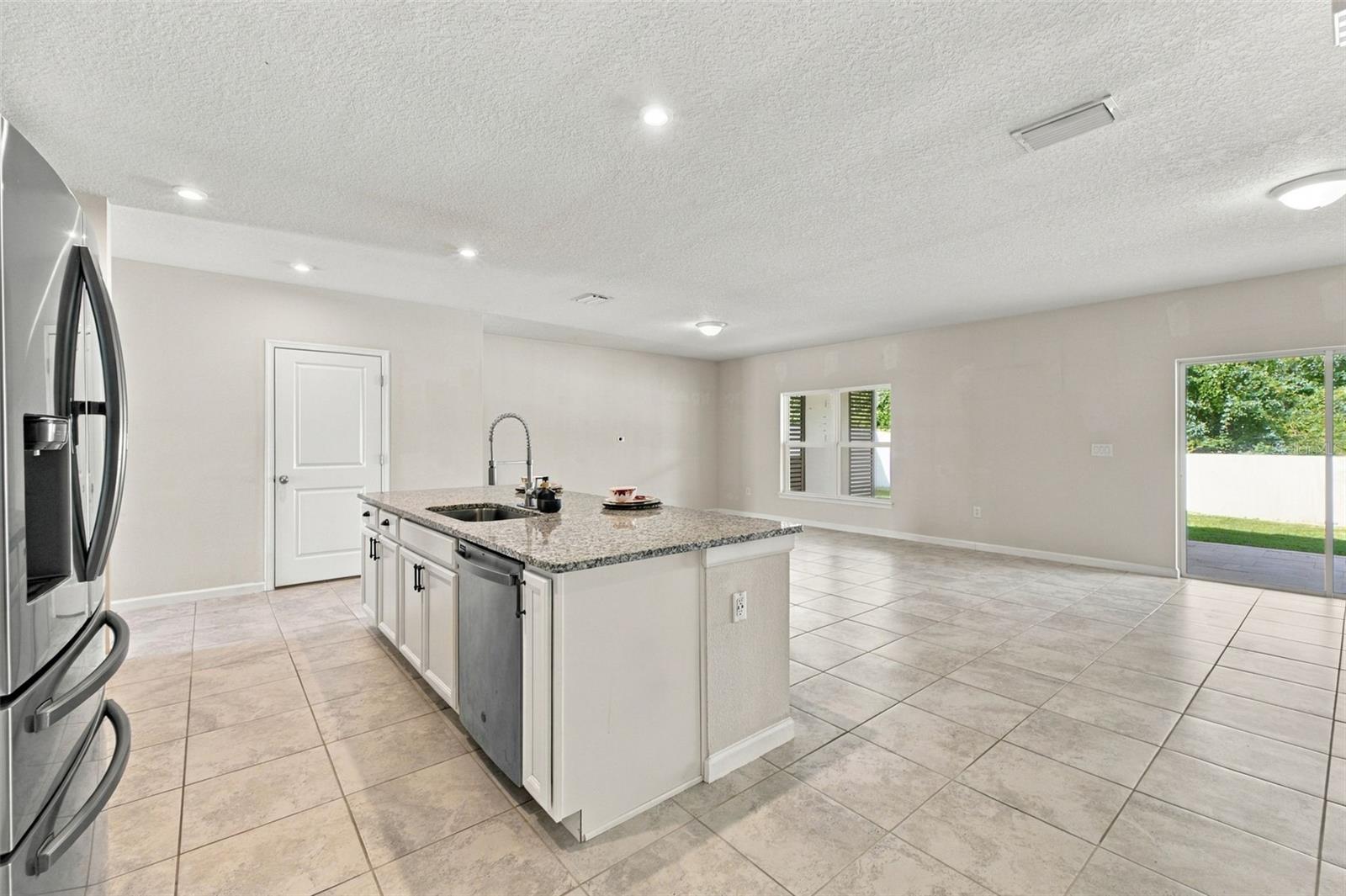 10646 HAWKS LANDING DR