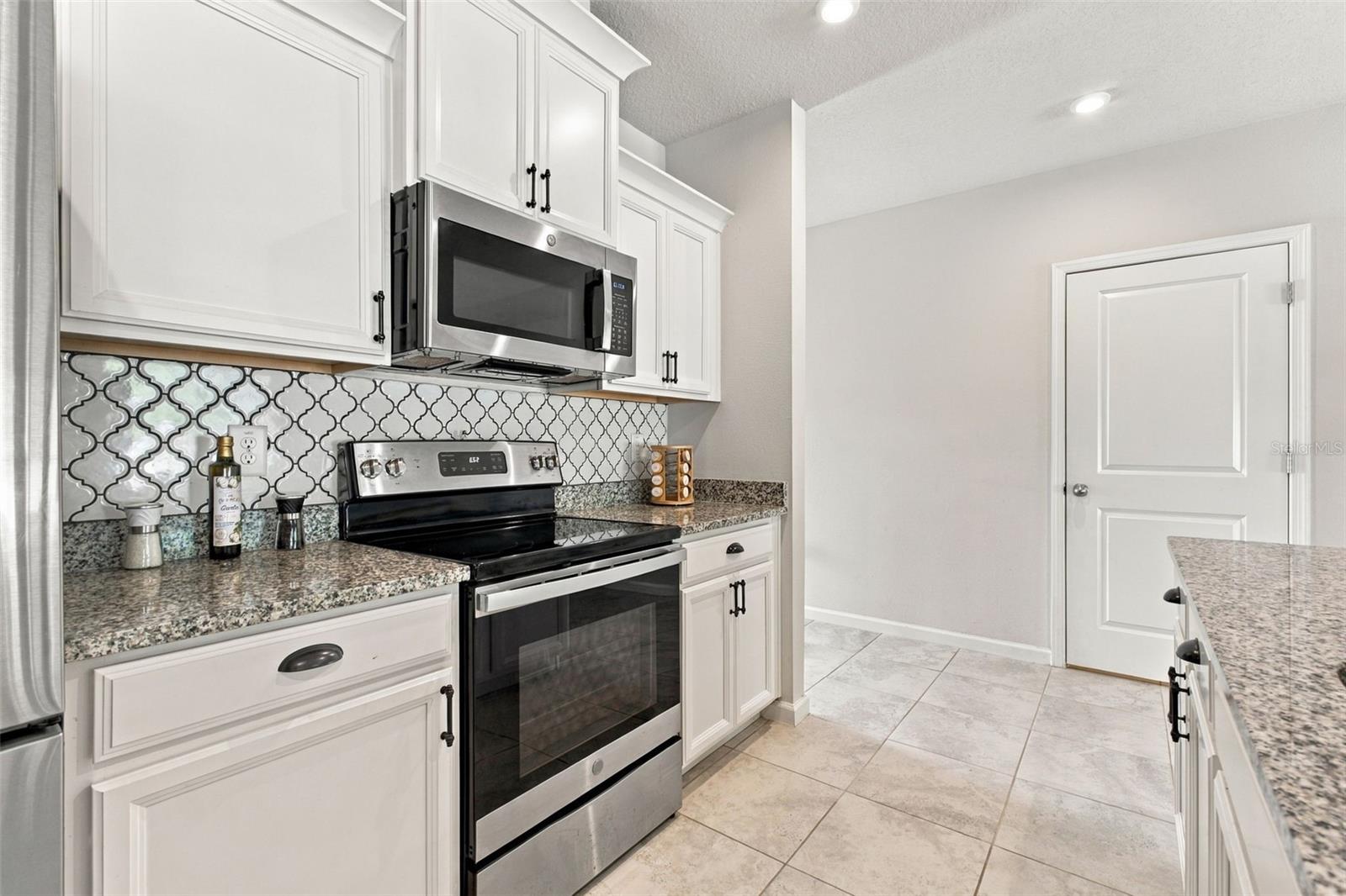 10646 HAWKS LANDING DR
