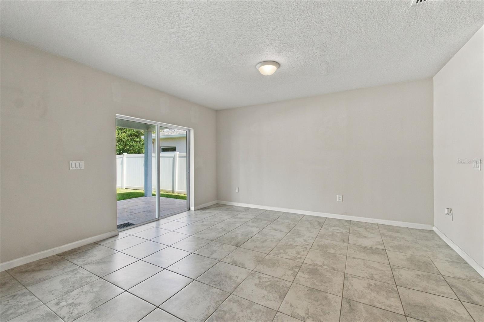 10646 HAWKS LANDING DR