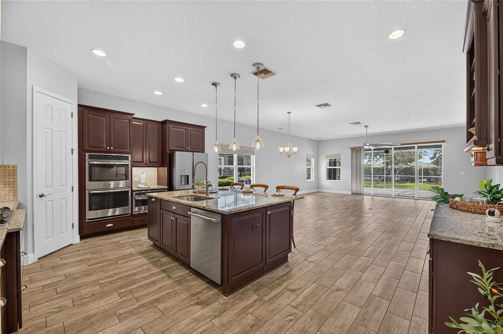 6419 SEASOUND DR
