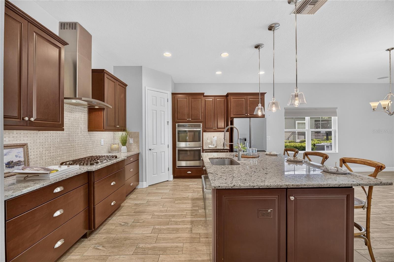 6419 SEASOUND DR