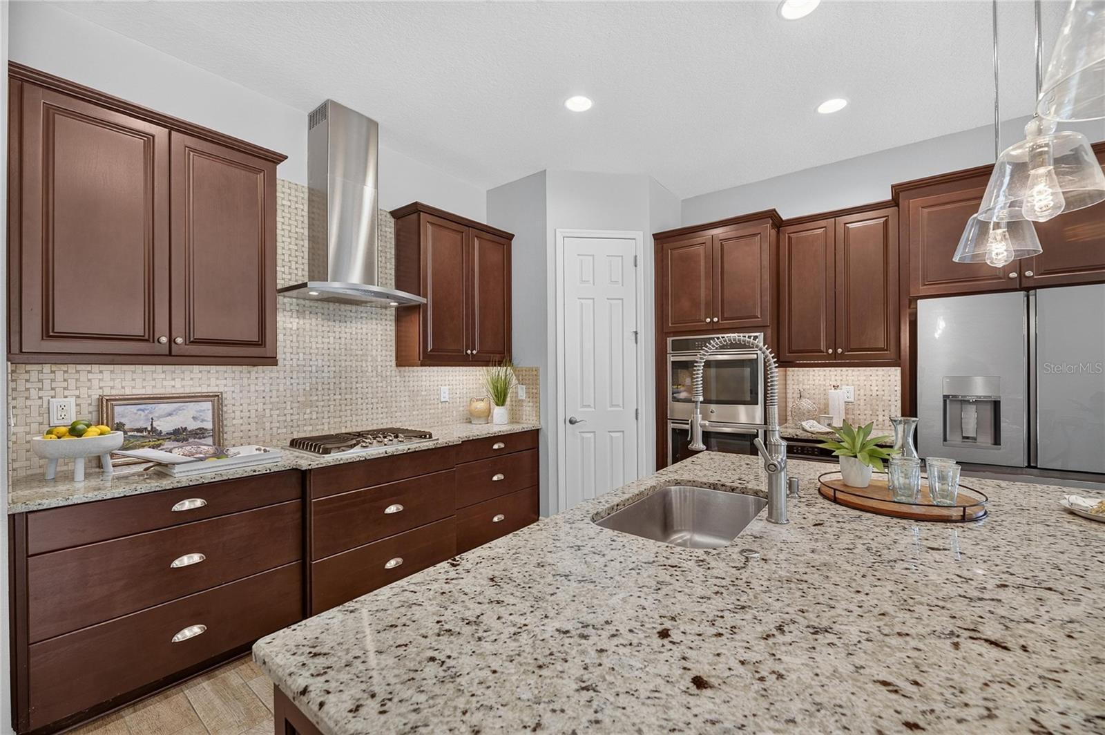6419 SEASOUND DR
