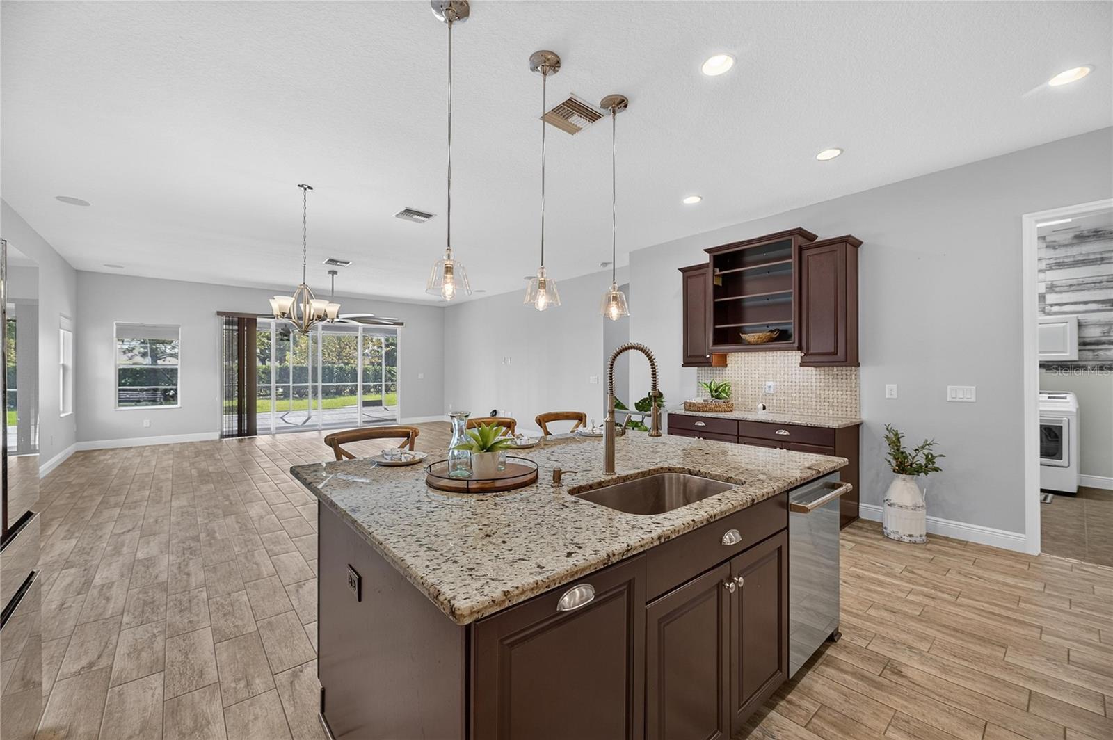 6419 SEASOUND DR