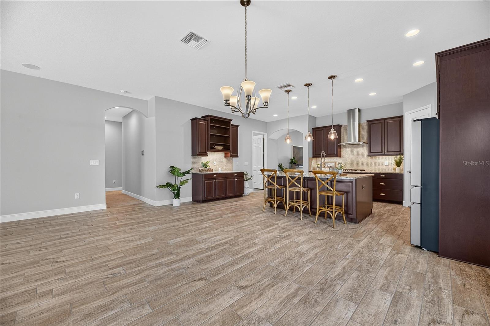6419 SEASOUND DR