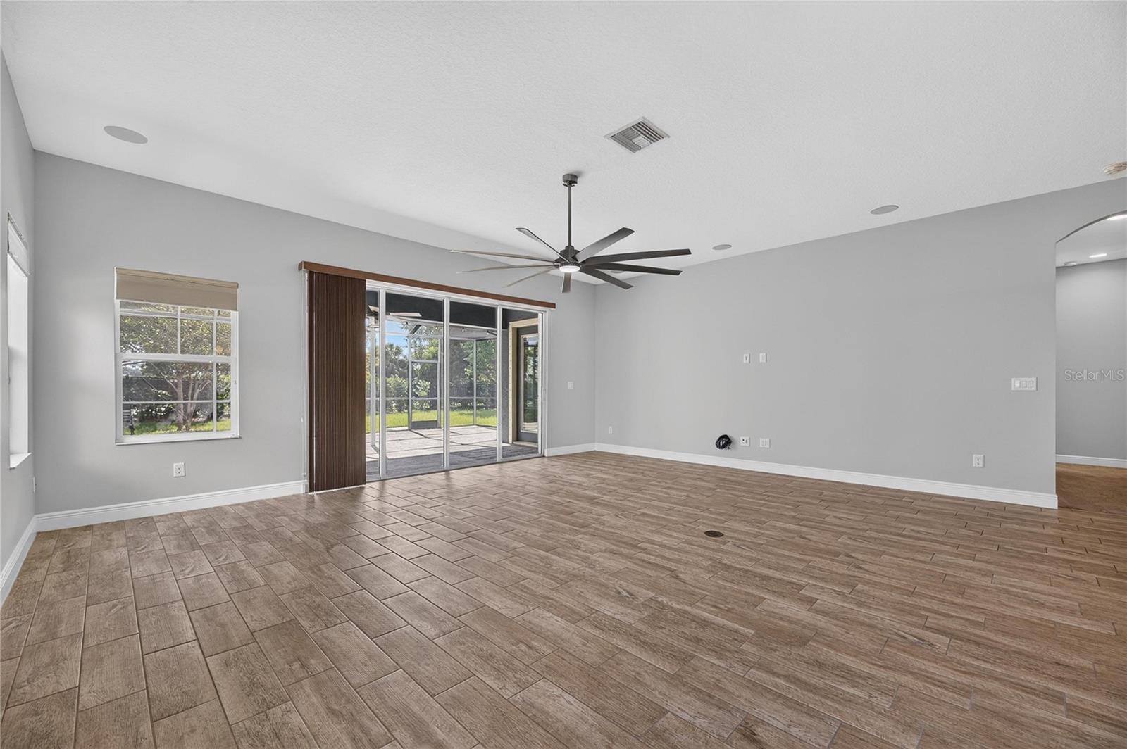6419 SEASOUND DR