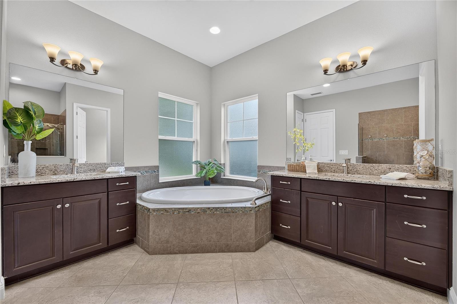 6419 SEASOUND DR