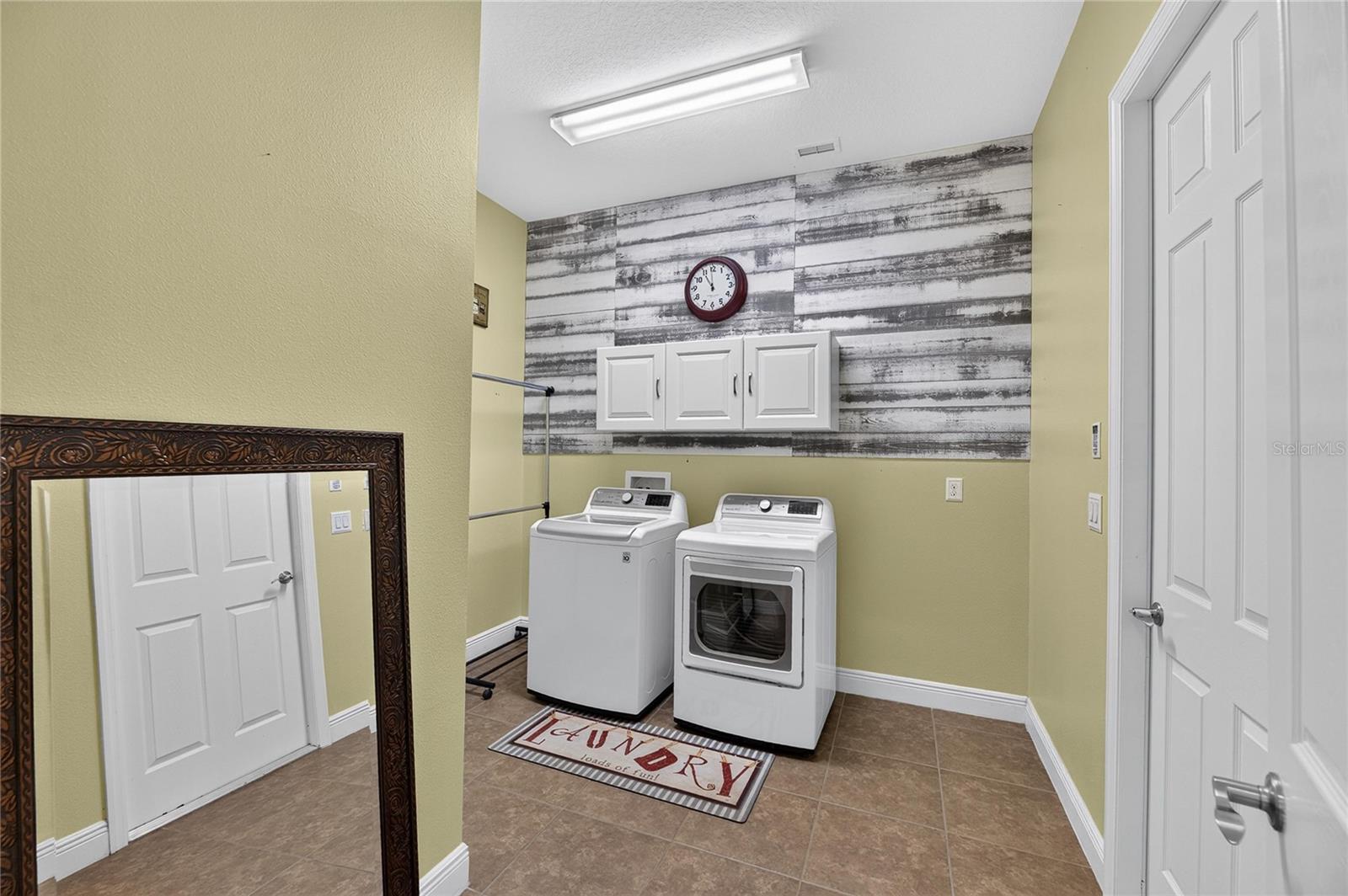 6419 SEASOUND DR