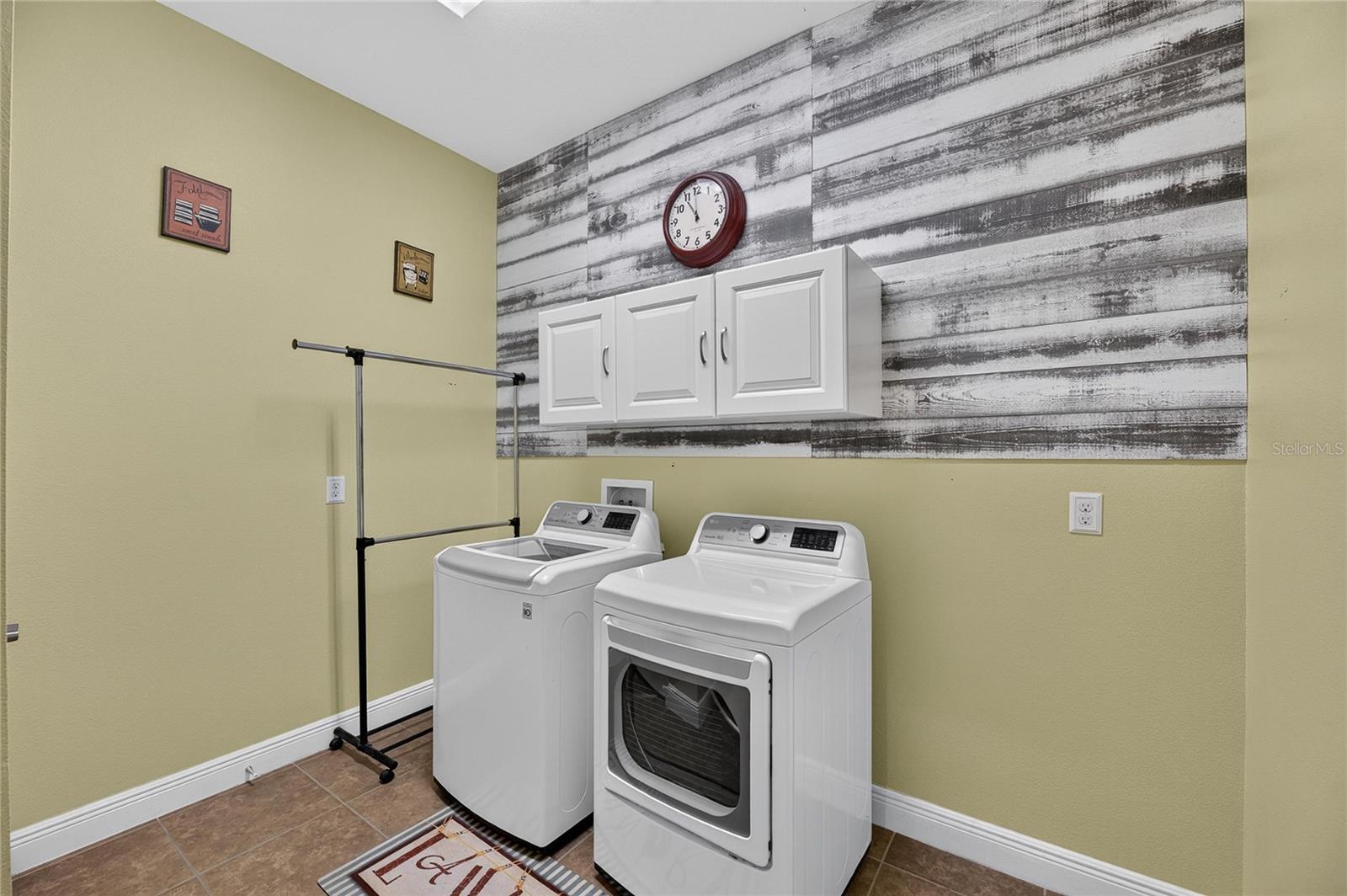 6419 SEASOUND DR