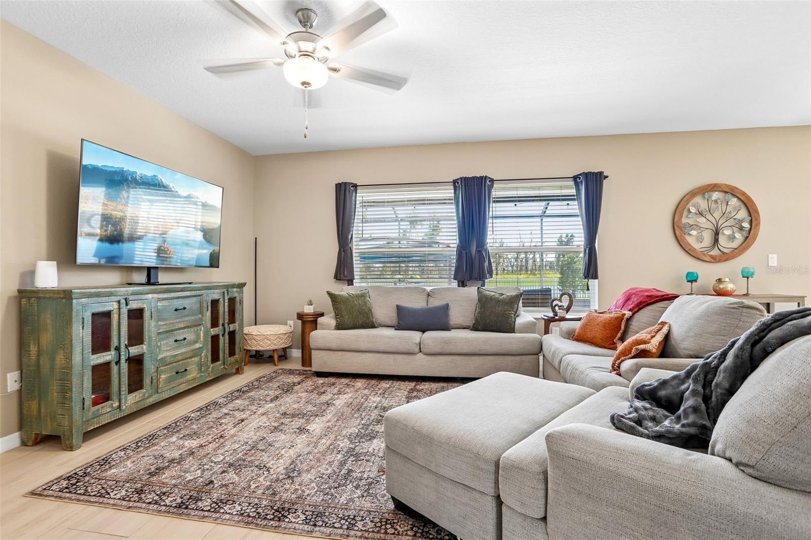 4048 CAPRI COAST DR