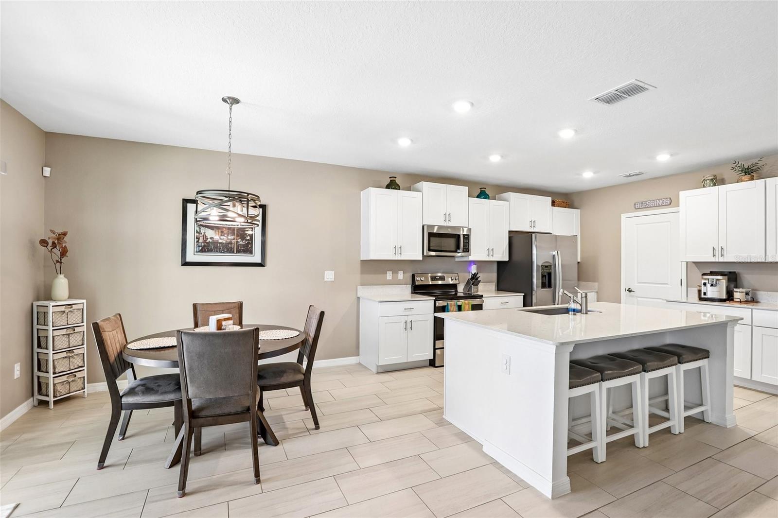 4048 CAPRI COAST DR