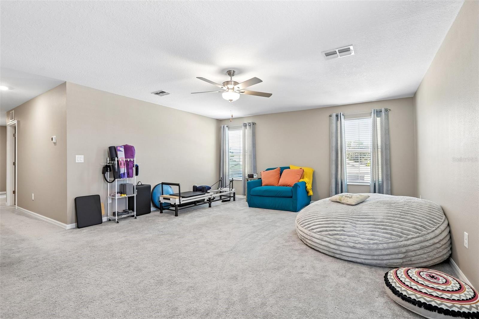 4048 CAPRI COAST DR