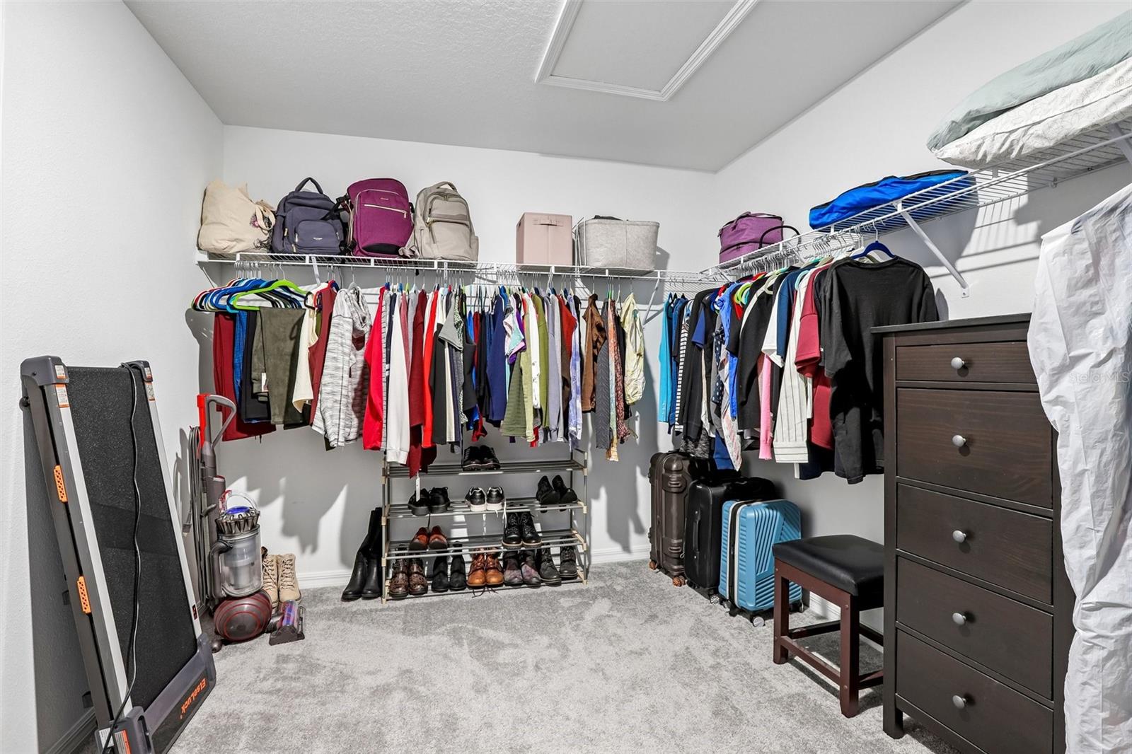 4048 CAPRI COAST DR