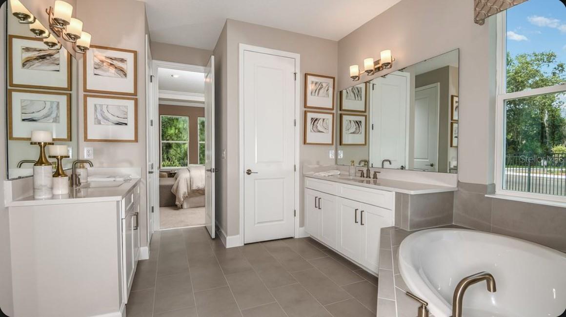 11169 MANOR HOUSE LN