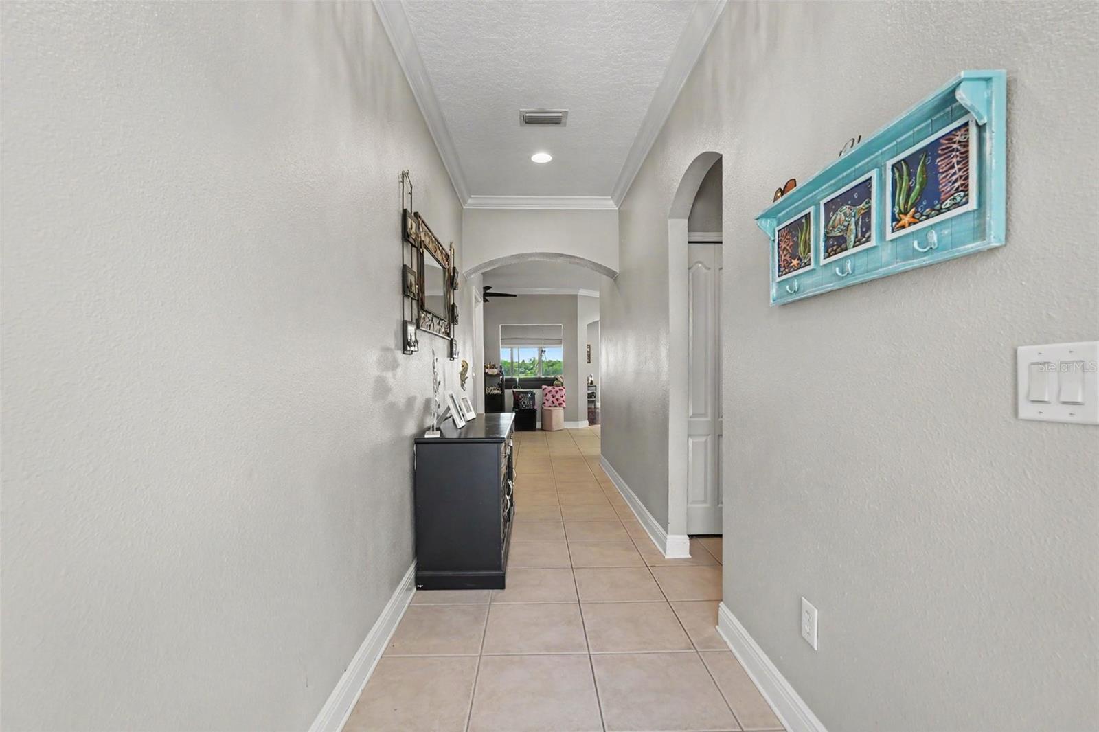 903 PARKER DEN DR