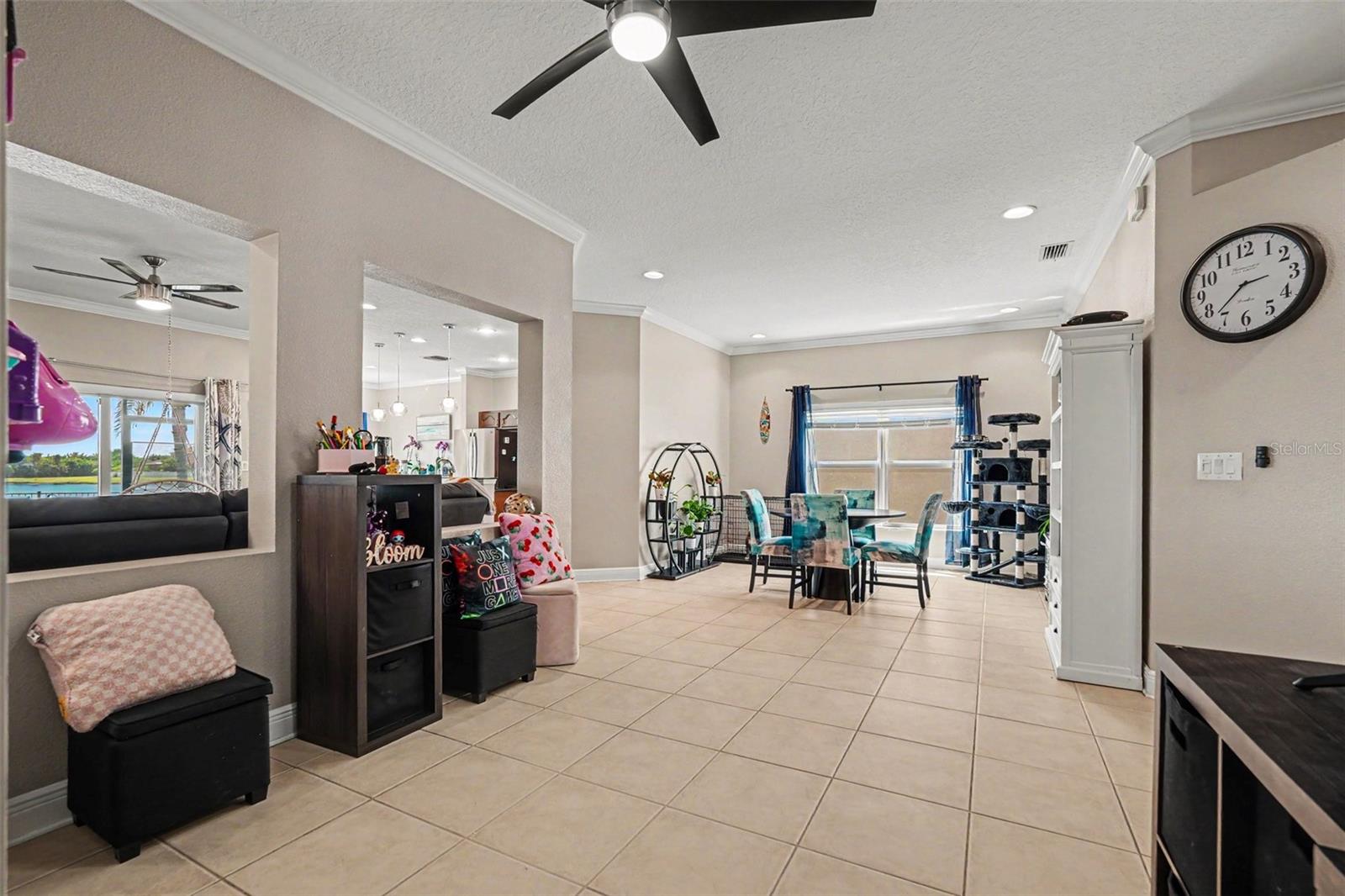 903 PARKER DEN DR