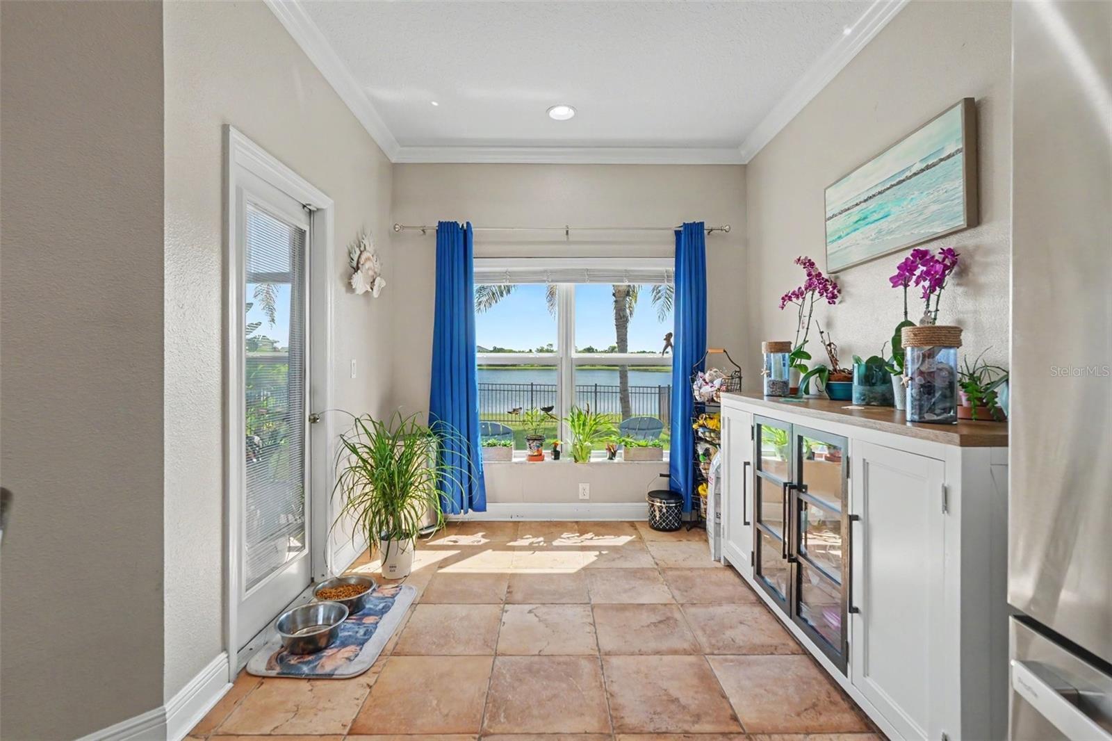 903 PARKER DEN DR
