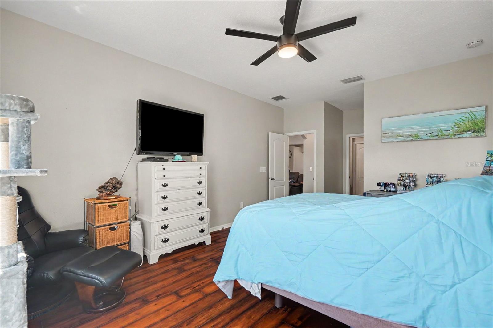903 PARKER DEN DR