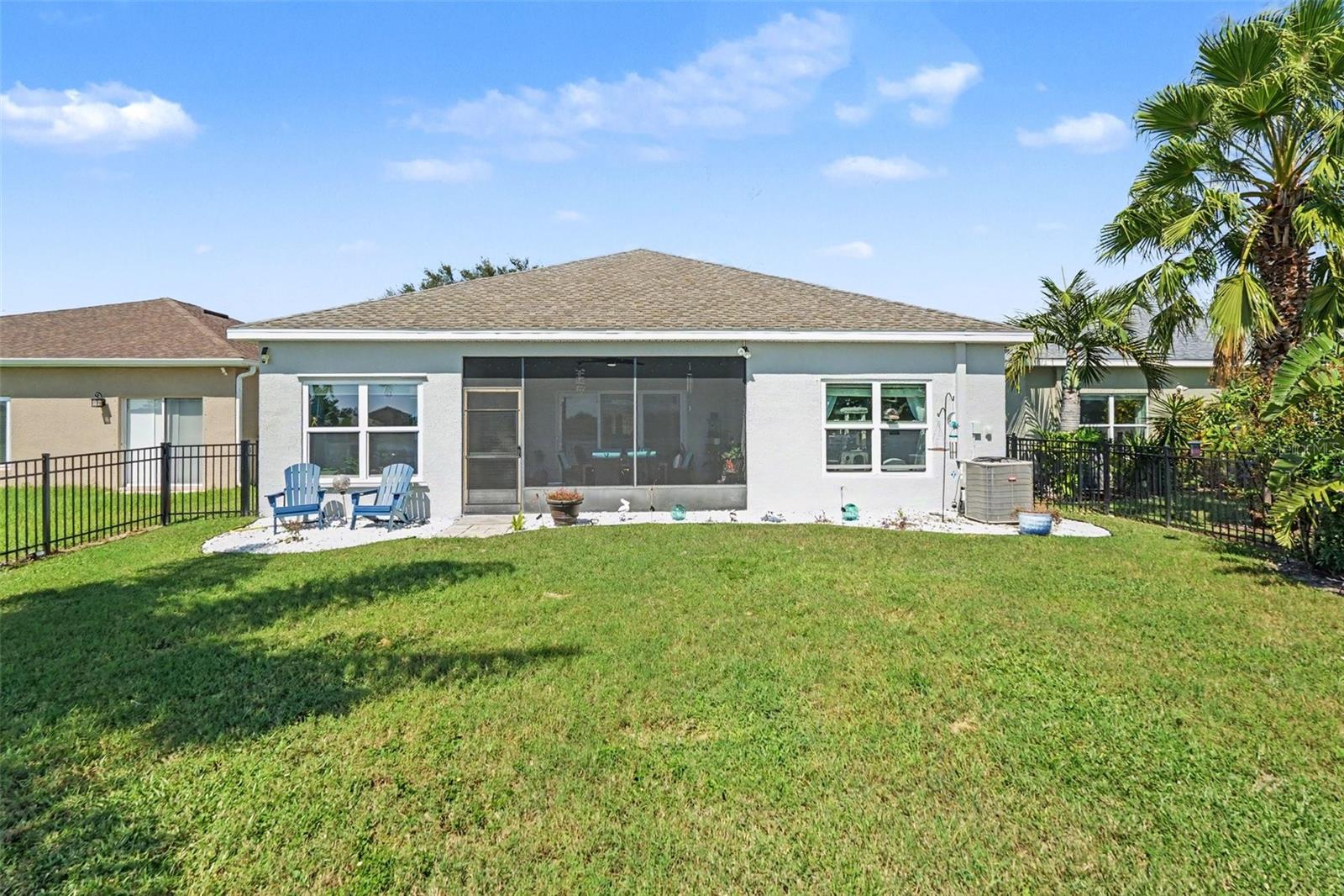 903 PARKER DEN DR