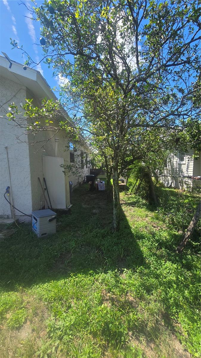 1208 E 26TH AVE