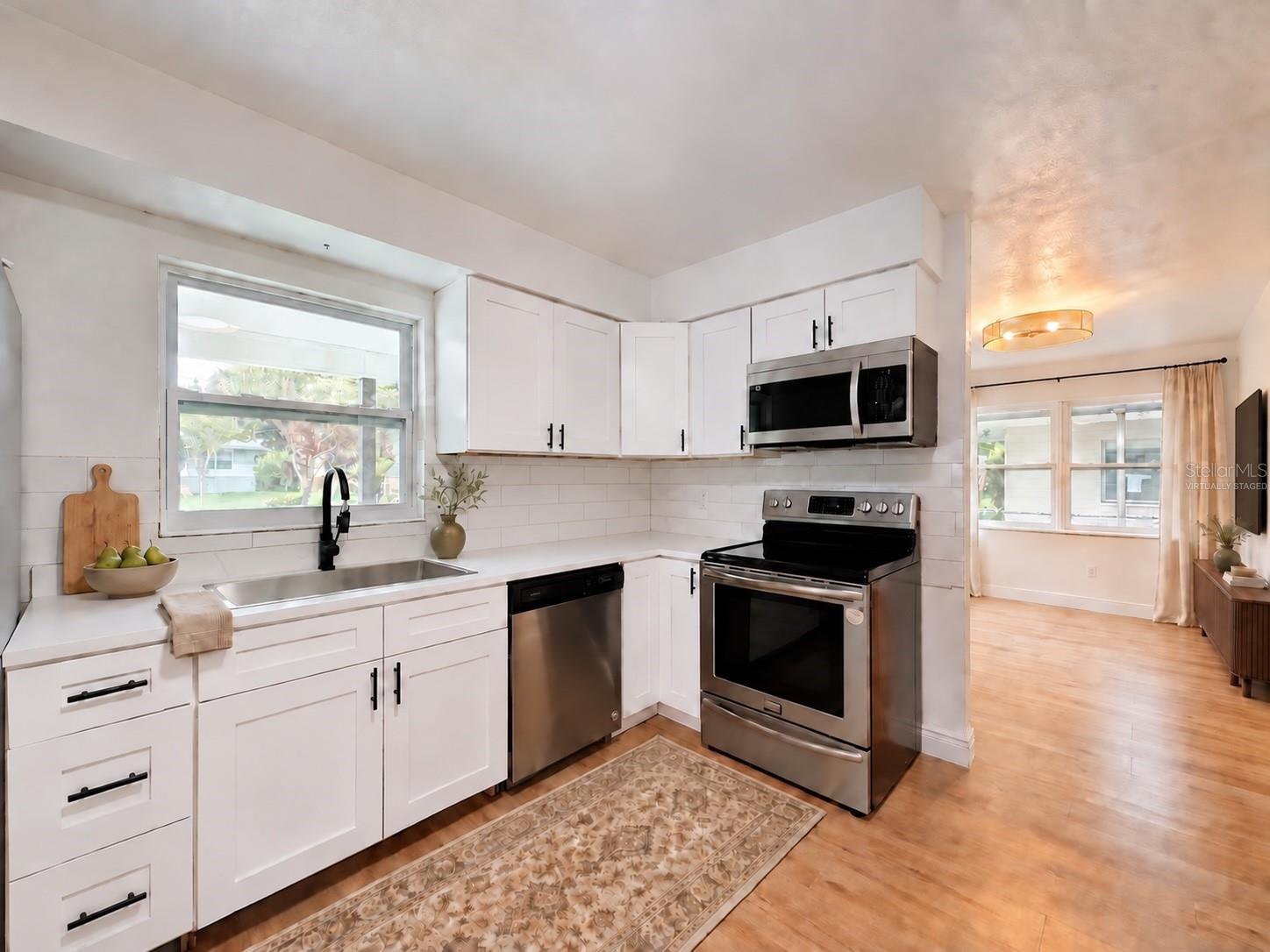 3316 W NASSAU ST