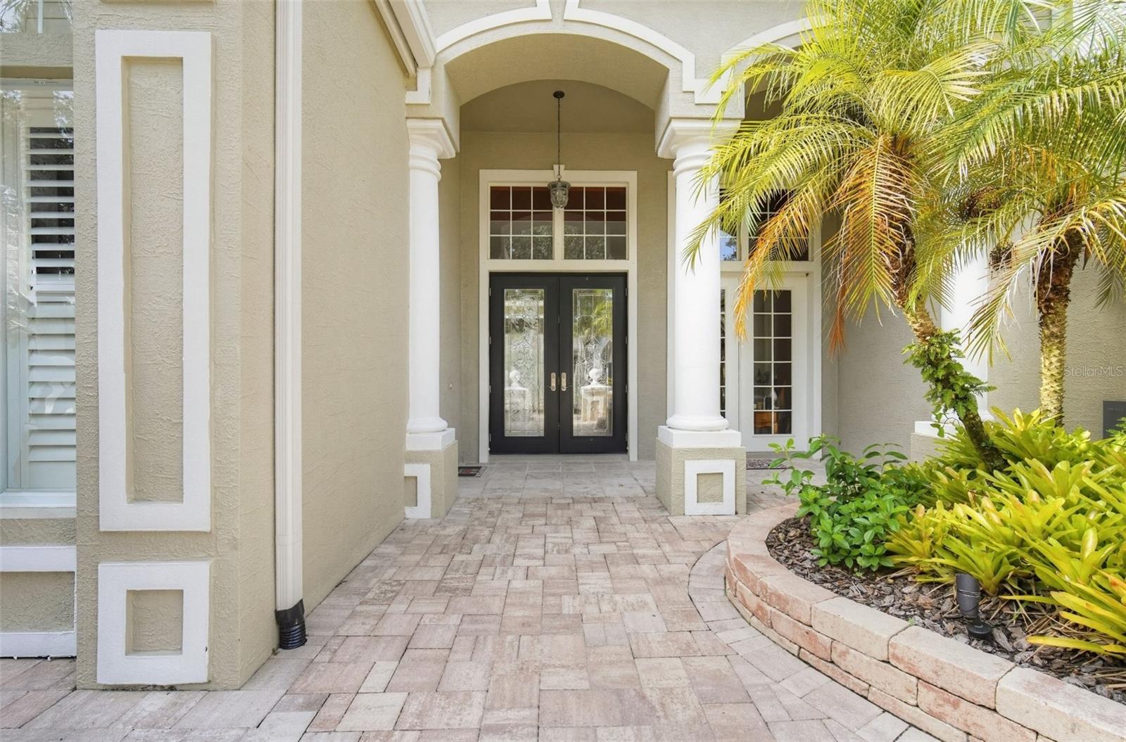 9108 WOODRIDGE RUN DR