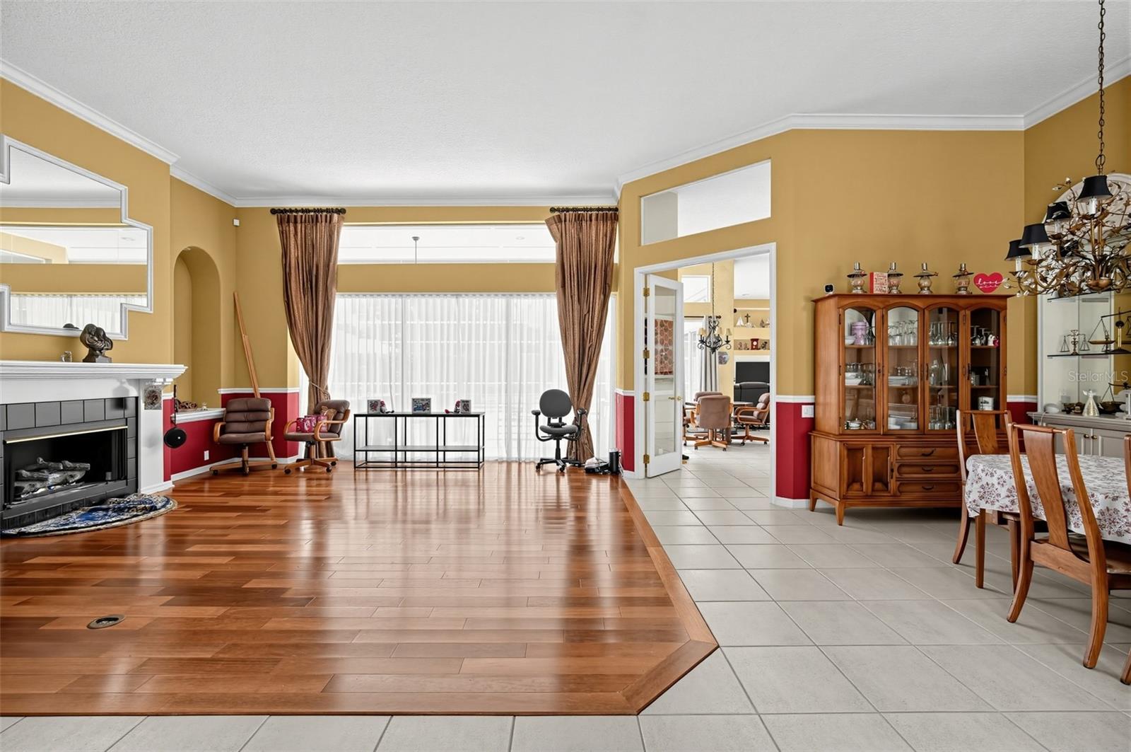 9108 WOODRIDGE RUN DR
