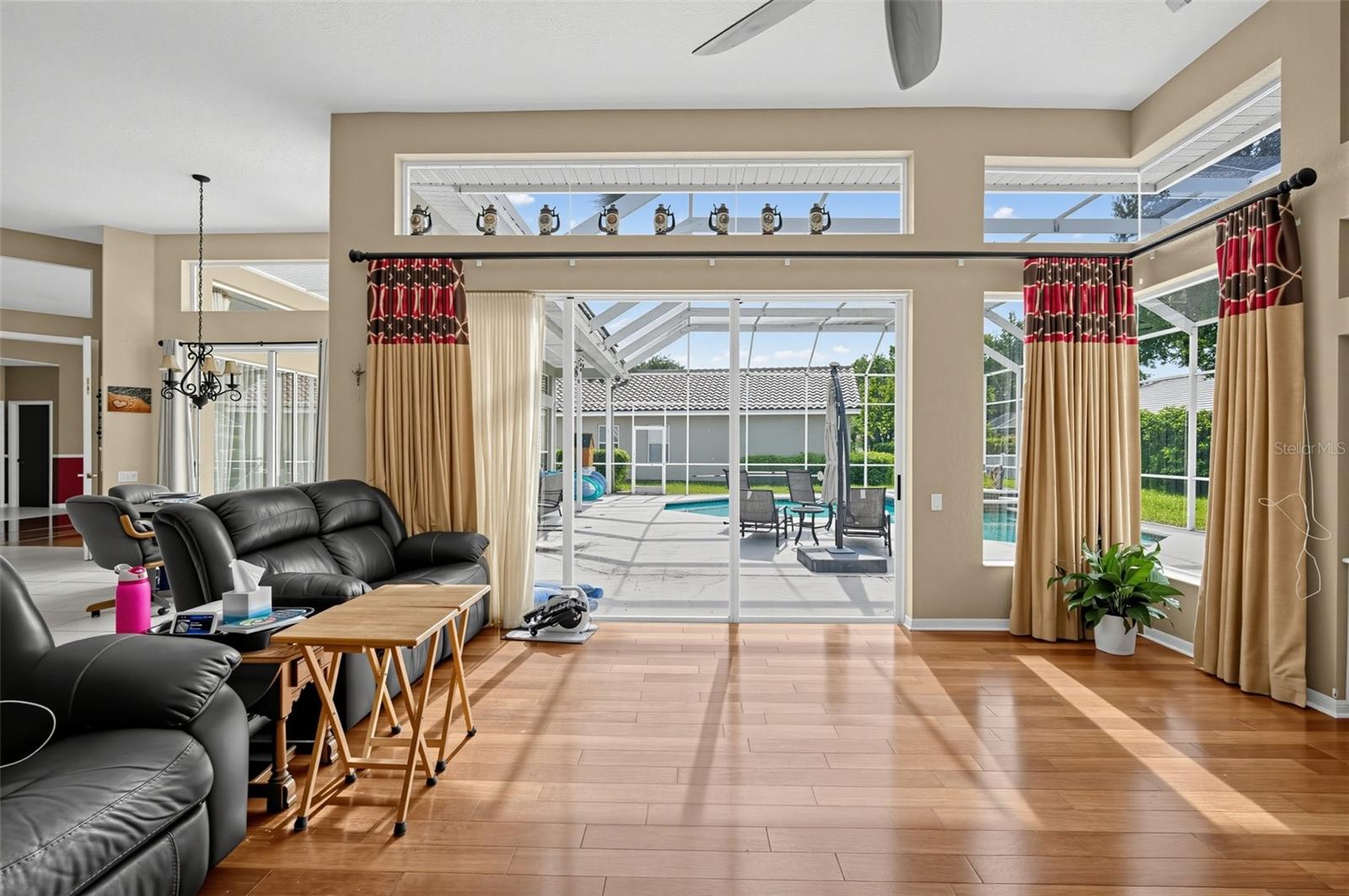 9108 WOODRIDGE RUN DR