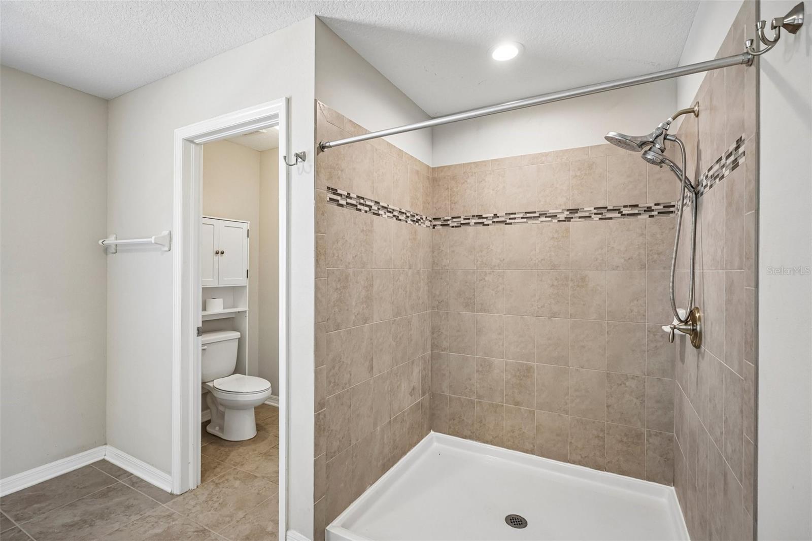 18576 OBREGAN DR