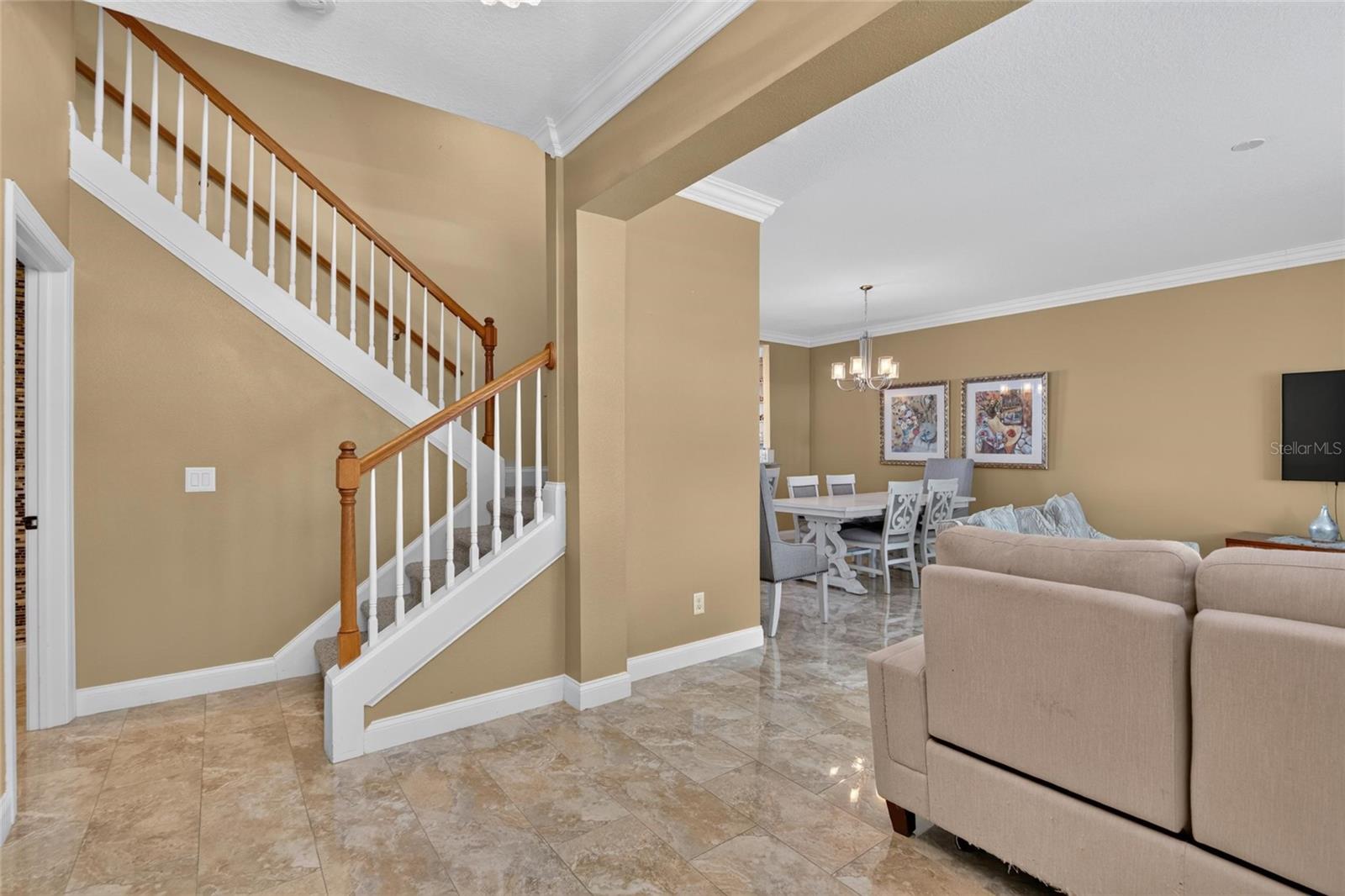 5518 LUMINAR POINTE LN