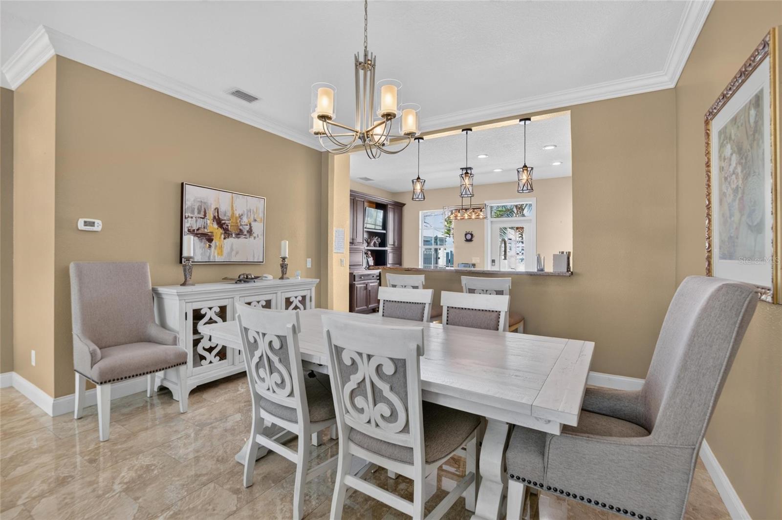 5518 LUMINAR POINTE LN