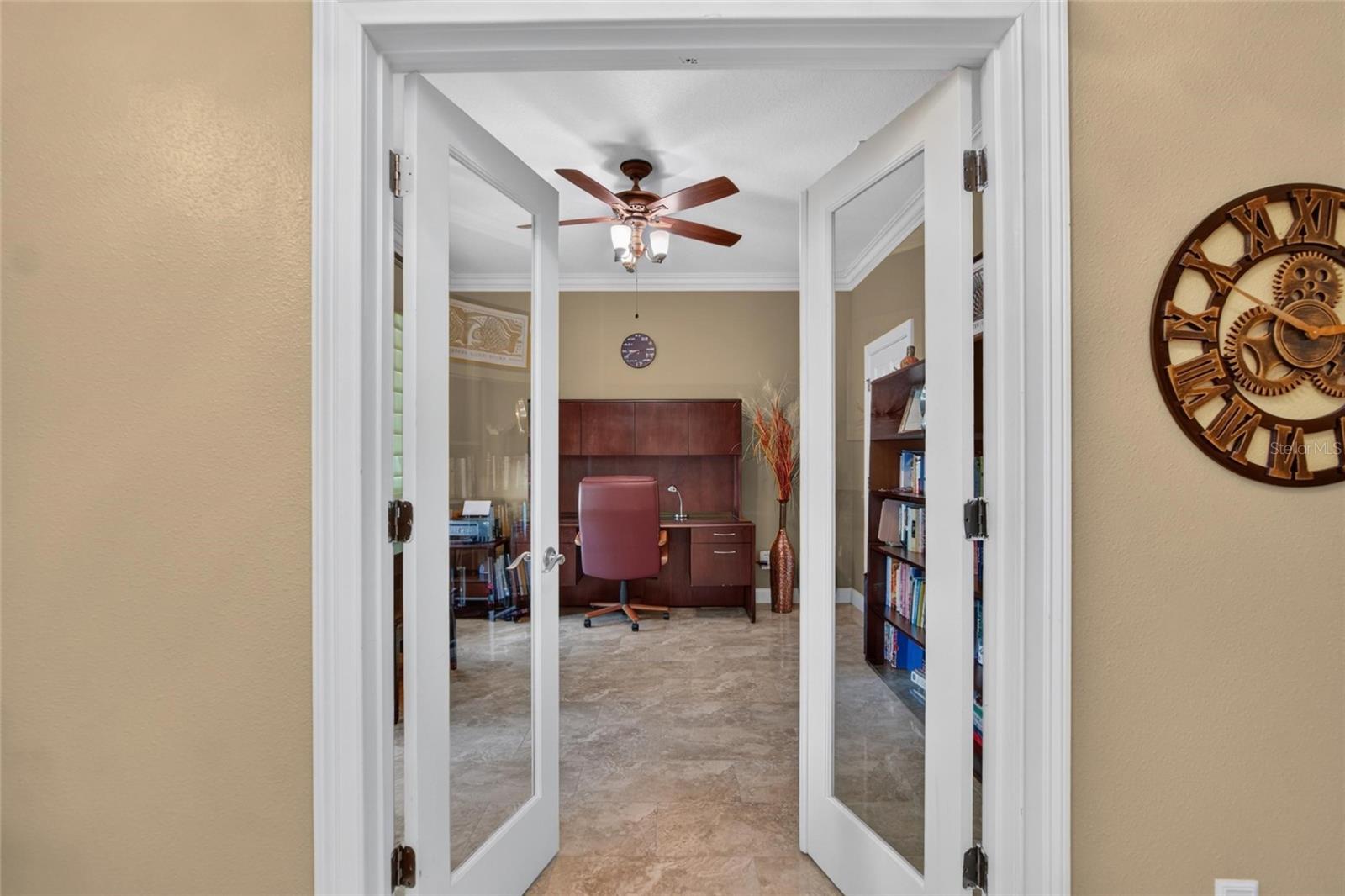 5518 LUMINAR POINTE LN