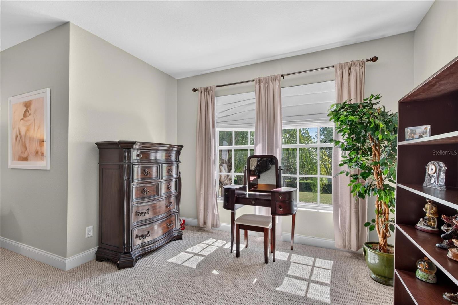 5518 LUMINAR POINTE LN