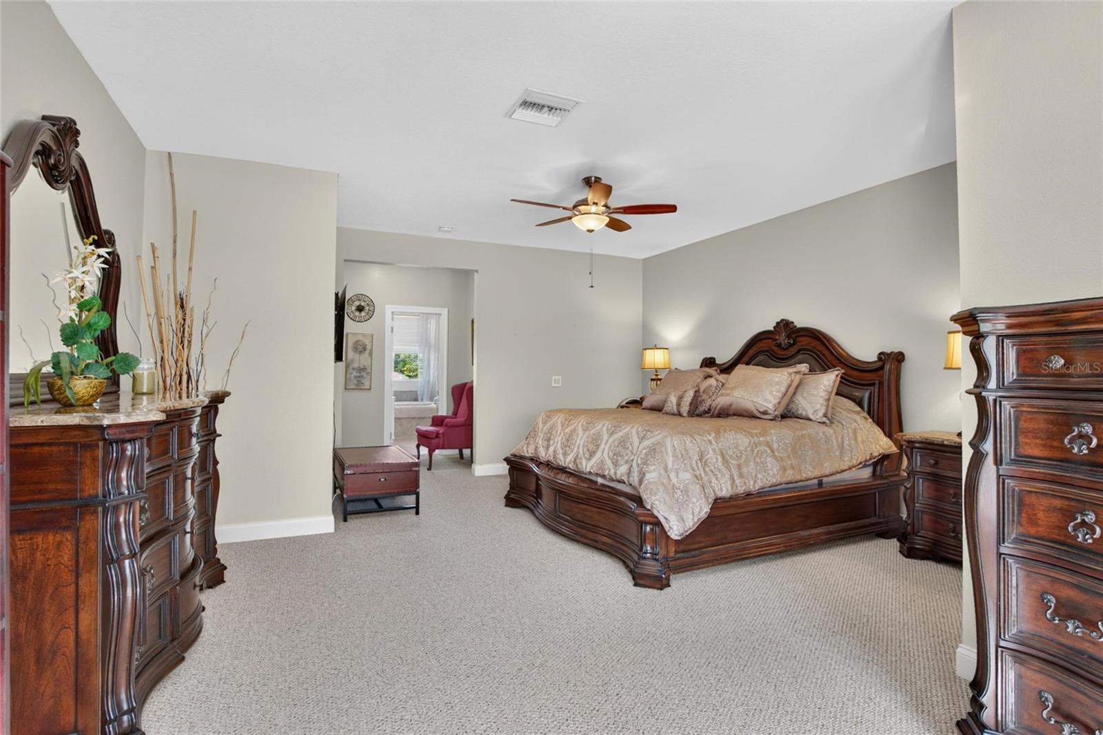 5518 LUMINAR POINTE LN