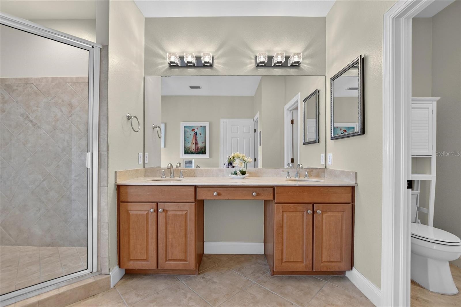 5518 LUMINAR POINTE LN