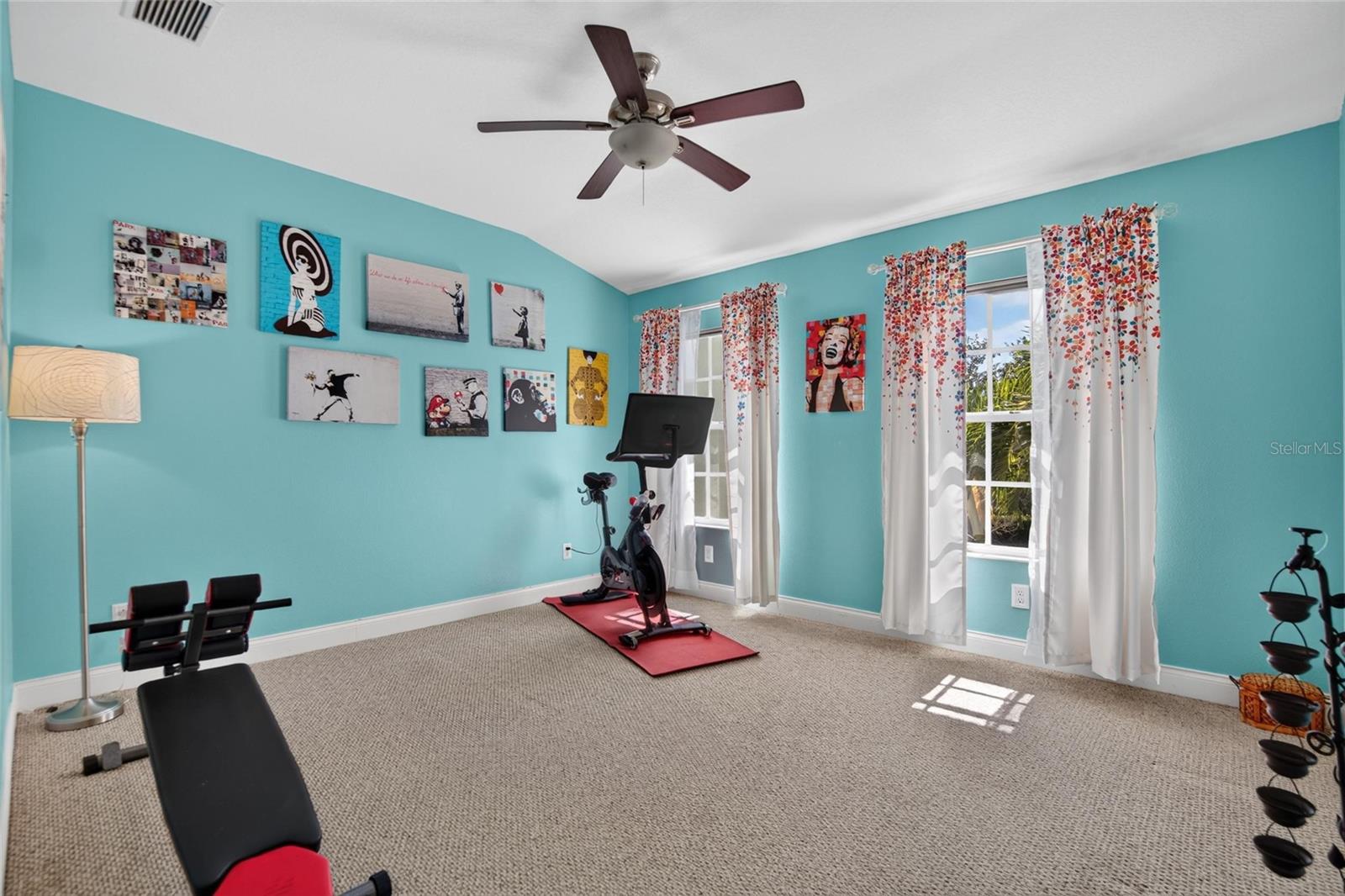 5518 LUMINAR POINTE LN