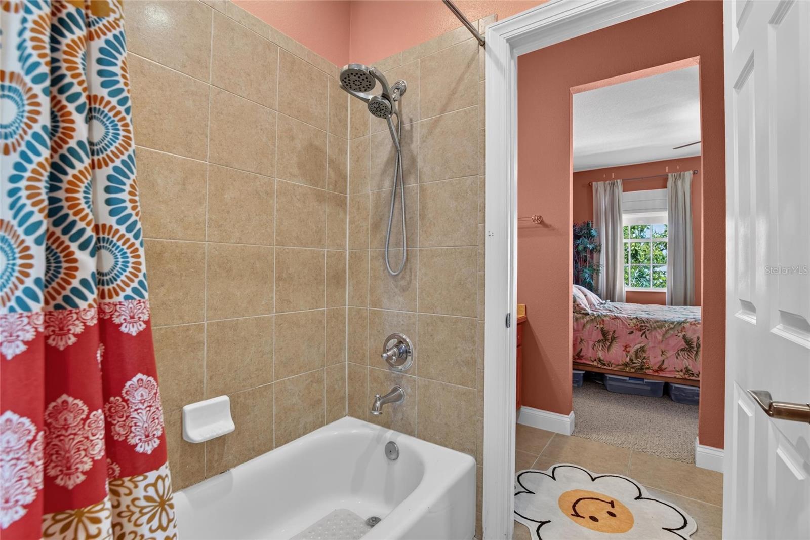 5518 LUMINAR POINTE LN