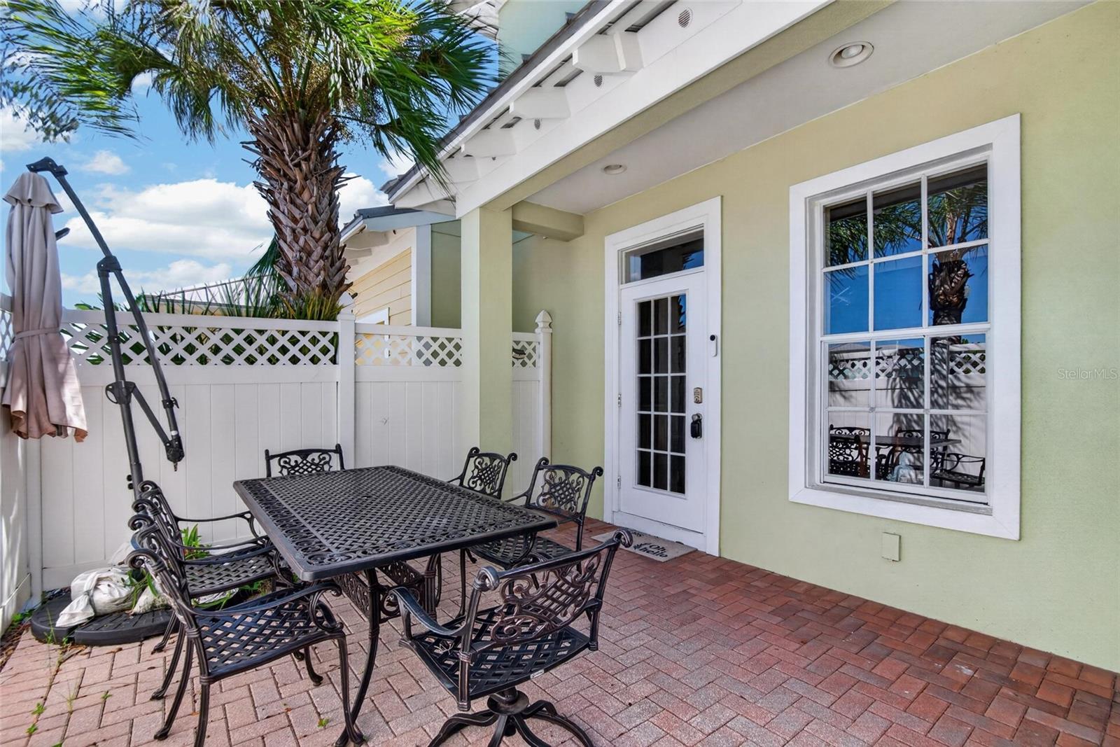 5518 LUMINAR POINTE LN