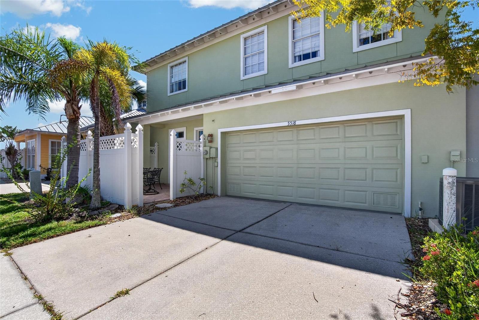 5518 LUMINAR POINTE LN