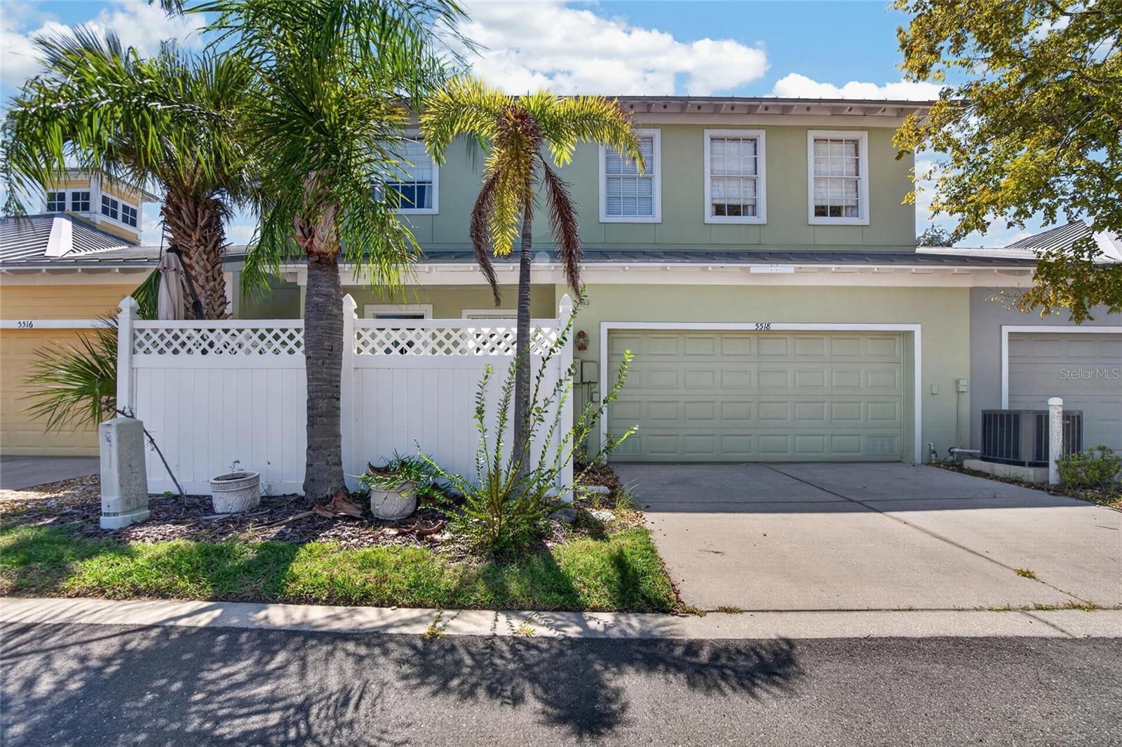 5518 LUMINAR POINTE LN